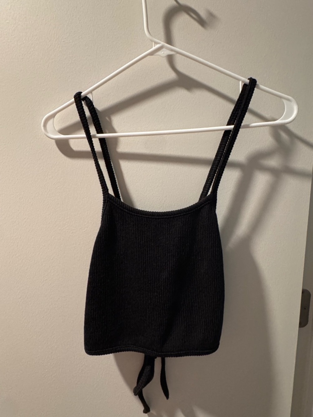 Oak & Fort Black Ribbed Crop Tank
